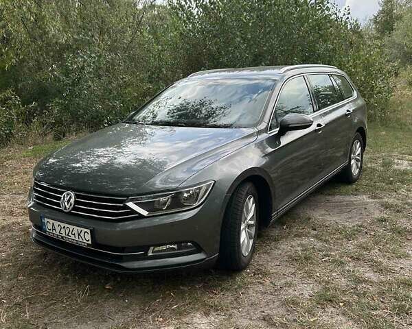 Сірий Фольксваген Пассат, об'ємом двигуна 1.97 л та пробігом 270 тис. км за 13400 $, фото 2 на Automoto.ua