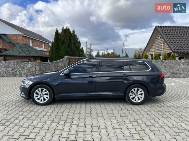 Серый Фольксваген Пассат, объемом двигателя 1.6 л и пробегом 256 тыс. км за 12900 $, фото 10 на Automoto.ua