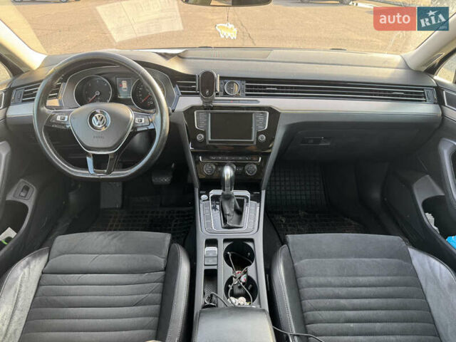 Сірий Фольксваген Пассат, об'ємом двигуна 1.97 л та пробігом 282 тис. км за 14650 $, фото 5 на Automoto.ua