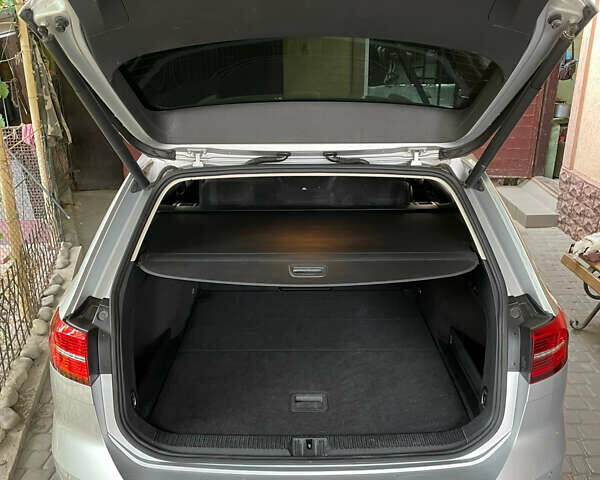 Серый Фольксваген Пассат, объемом двигателя 1.97 л и пробегом 326 тыс. км за 15999 $, фото 34 на Automoto.ua