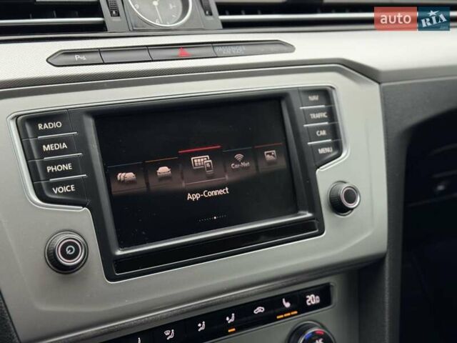 Серый Фольксваген Пассат, объемом двигателя 2 л и пробегом 273 тыс. км за 13800 $, фото 45 на Automoto.ua