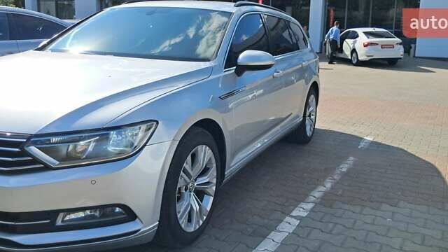 Серый Фольксваген Пассат, объемом двигателя 1.97 л и пробегом 328 тыс. км за 13900 $, фото 21 на Automoto.ua