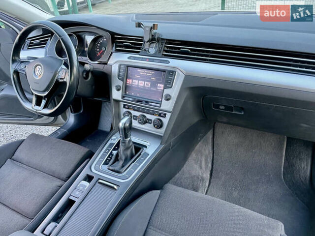 Серый Фольксваген Пассат, объемом двигателя 1.97 л и пробегом 278 тыс. км за 13900 $, фото 20 на Automoto.ua