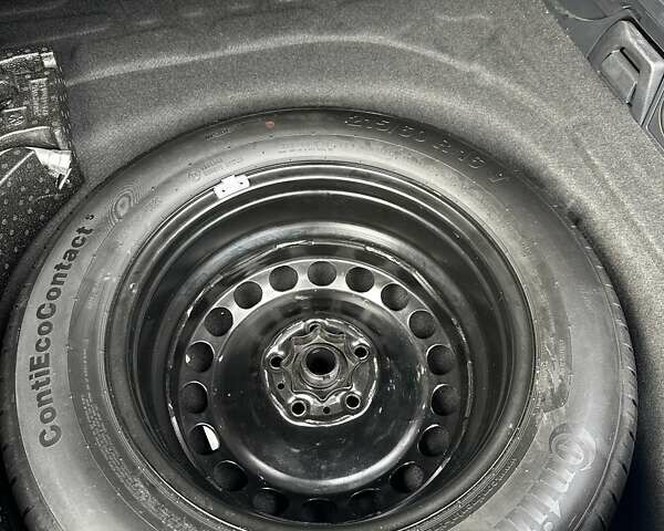 Сірий Фольксваген Пассат, об'ємом двигуна 1.97 л та пробігом 297 тис. км за 14600 $, фото 13 на Automoto.ua