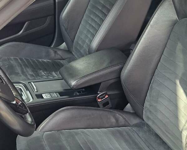 Сірий Фольксваген Пассат, об'ємом двигуна 1.97 л та пробігом 253 тис. км за 17100 $, фото 11 на Automoto.ua