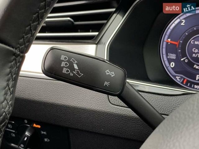 Серый Фольксваген Пассат, объемом двигателя 2 л и пробегом 182 тыс. км за 16455 $, фото 45 на Automoto.ua