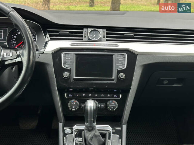 Серый Фольксваген Пассат, объемом двигателя 2 л и пробегом 312 тыс. км за 13999 $, фото 37 на Automoto.ua