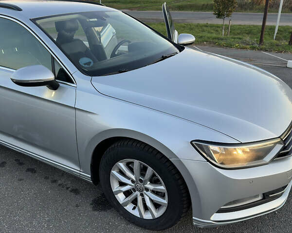 Серый Фольксваген Пассат, объемом двигателя 2 л и пробегом 425 тыс. км за 11500 $, фото 1 на Automoto.ua