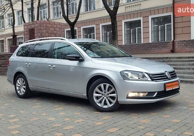 Серый Фольксваген Пассат, объемом двигателя 1.97 л и пробегом 216 тыс. км за 13999 $, фото 4 на Automoto.ua