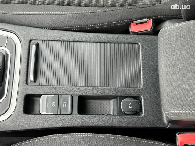 Серый Фольксваген Пассат, объемом двигателя 2 л и пробегом 300 тыс. км за 15390 $, фото 32 на Automoto.ua