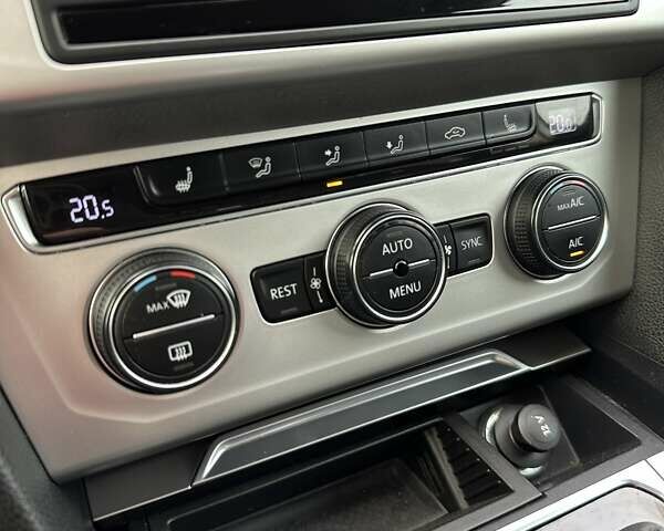 Сірий Фольксваген Пассат, об'ємом двигуна 1.97 л та пробігом 297 тис. км за 14600 $, фото 33 на Automoto.ua