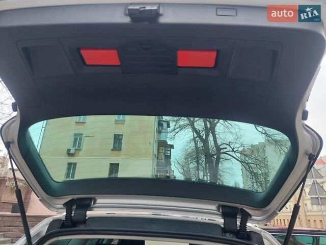 Серый Фольксваген Пассат, объемом двигателя 1.97 л и пробегом 216 тыс. км за 13999 $, фото 89 на Automoto.ua