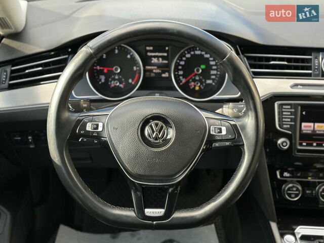 Серый Фольксваген Пассат, объемом двигателя 2 л и пробегом 370 тыс. км за 13999 $, фото 32 на Automoto.ua