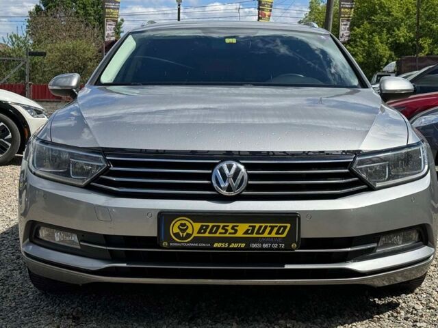 Серый Фольксваген Пассат, объемом двигателя 2 л и пробегом 290 тыс. км за 13999 $, фото 1 на Automoto.ua