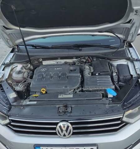 Серый Фольксваген Пассат, объемом двигателя 1.97 л и пробегом 252 тыс. км за 14300 $, фото 10 на Automoto.ua