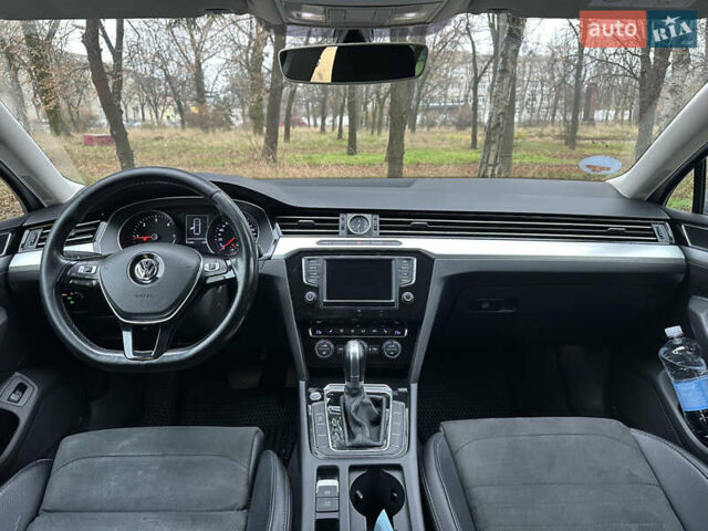 Серый Фольксваген Пассат, объемом двигателя 2 л и пробегом 312 тыс. км за 13999 $, фото 35 на Automoto.ua