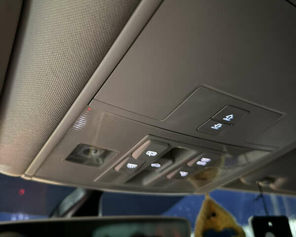 Сірий Фольксваген Пассат, об'ємом двигуна 2 л та пробігом 237 тис. км за 13900 $, фото 21 на Automoto.ua