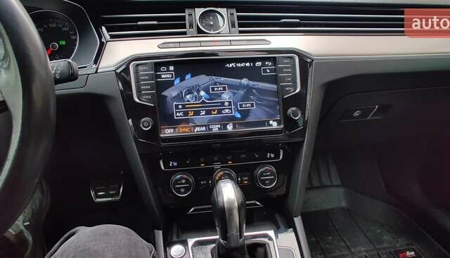 Серый Фольксваген Пассат, объемом двигателя 1.97 л и пробегом 212 тыс. км за 14999 $, фото 10 на Automoto.ua