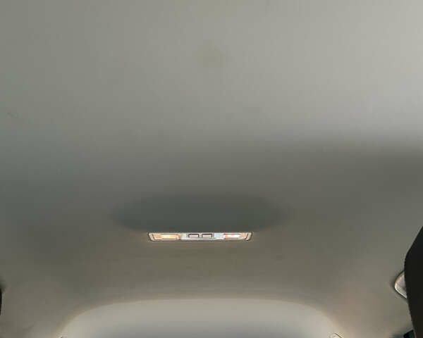 Серый Фольксваген Пассат, объемом двигателя 1.97 л и пробегом 326 тыс. км за 15999 $, фото 48 на Automoto.ua