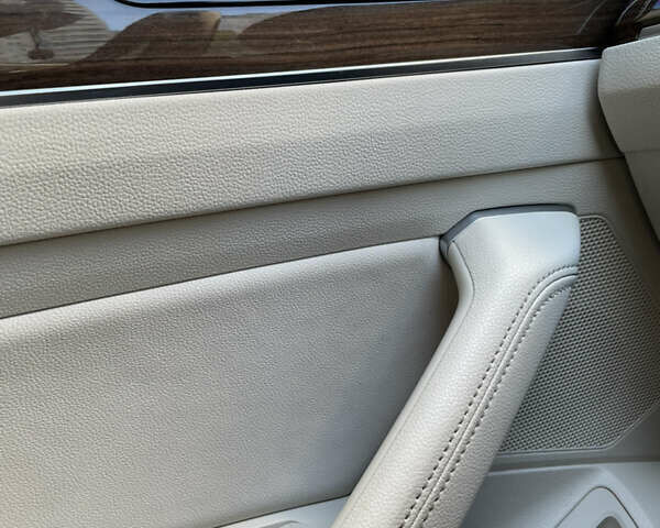 Серый Фольксваген Пассат, объемом двигателя 2 л и пробегом 245 тыс. км за 17995 $, фото 108 на Automoto.ua