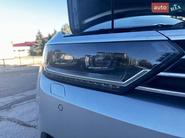 Серый Фольксваген Пассат, объемом двигателя 1.97 л и пробегом 207 тыс. км за 17000 $, фото 3 на Automoto.ua