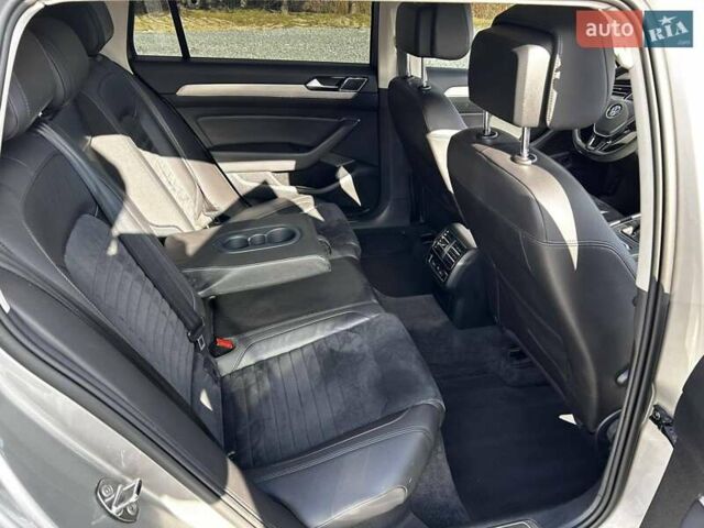 Сірий Фольксваген Пассат, об'ємом двигуна 0 л та пробігом 334 тис. км за 13200 $, фото 12 на Automoto.ua