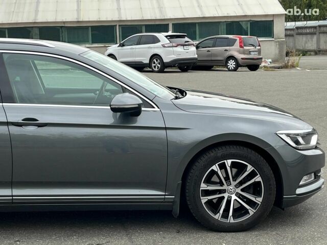 Серый Фольксваген Пассат, объемом двигателя 2 л и пробегом 300 тыс. км за 15390 $, фото 12 на Automoto.ua