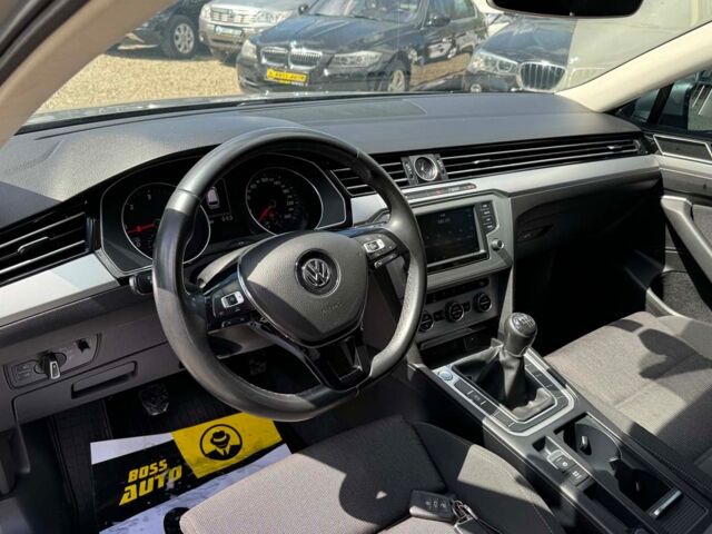 Серый Фольксваген Пассат, объемом двигателя 2 л и пробегом 290 тыс. км за 13999 $, фото 8 на Automoto.ua