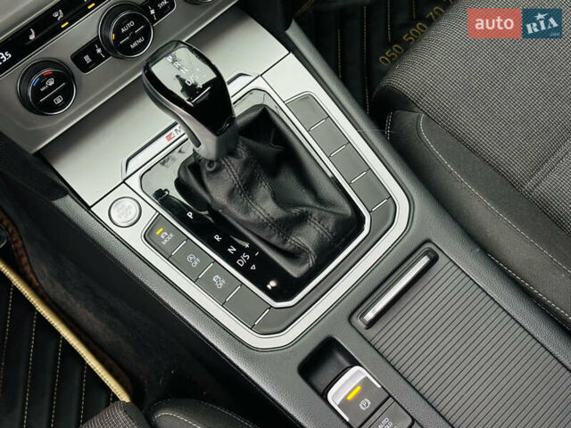 Сірий Фольксваген Пассат, об'ємом двигуна 1.97 л та пробігом 309 тис. км за 13900 $, фото 34 на Automoto.ua