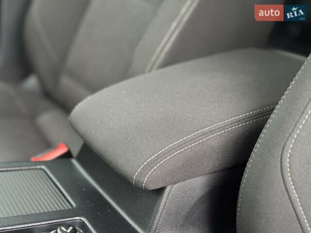 Серый Фольксваген Пассат, объемом двигателя 2 л и пробегом 273 тыс. км за 13800 $, фото 33 на Automoto.ua