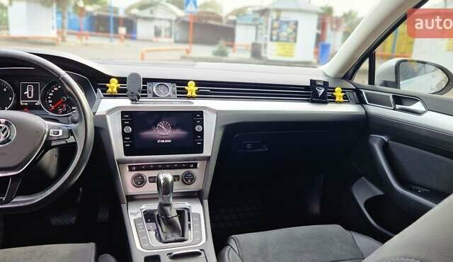 Серый Фольксваген Пассат, объемом двигателя 2 л и пробегом 152 тыс. км за 16700 $, фото 14 на Automoto.ua