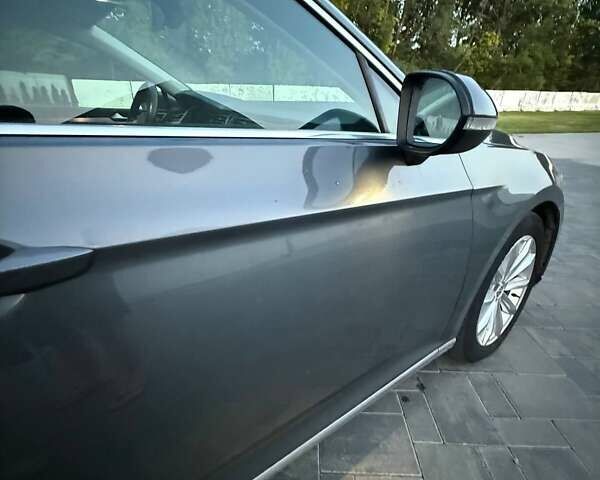 Серый Фольксваген Пассат, объемом двигателя 1.6 л и пробегом 233 тыс. км за 14200 $, фото 19 на Automoto.ua