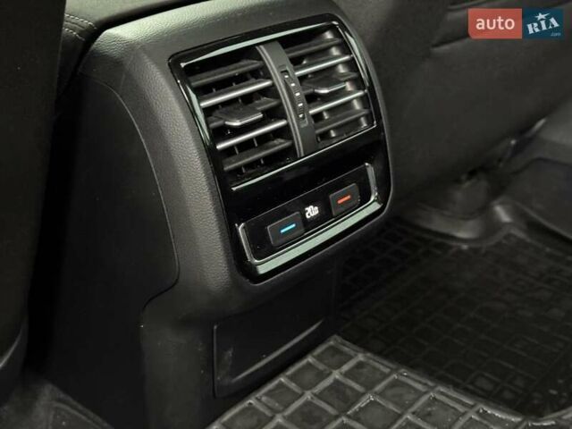 Серый Фольксваген Пассат, объемом двигателя 2 л и пробегом 273 тыс. км за 13800 $, фото 49 на Automoto.ua