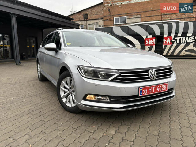 Серый Фольксваген Пассат, объемом двигателя 1.6 л и пробегом 251 тыс. км за 12300 $, фото 23 на Automoto.ua