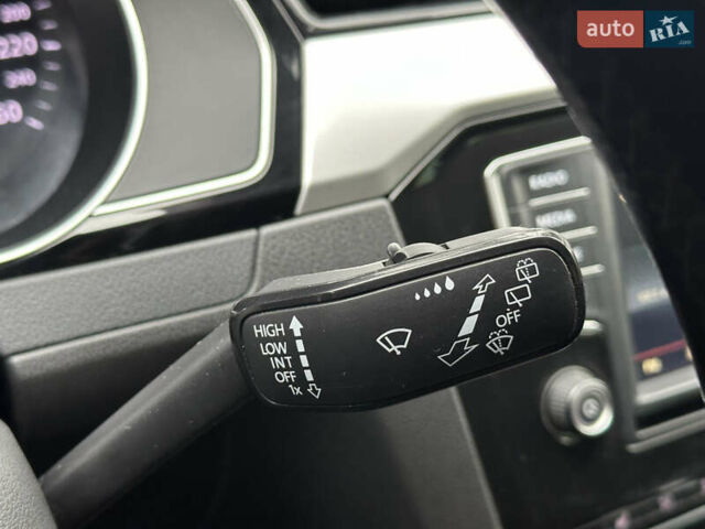 Серый Фольксваген Пассат, объемом двигателя 2 л и пробегом 312 тыс. км за 13999 $, фото 42 на Automoto.ua