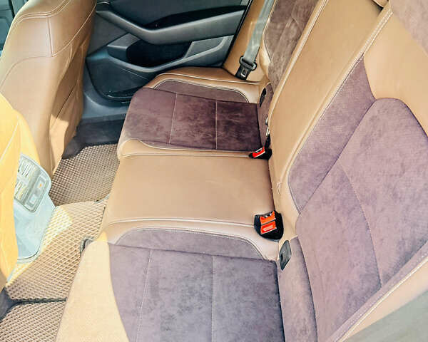 Серый Фольксваген Пассат, объемом двигателя 1.97 л и пробегом 305 тыс. км за 14500 $, фото 7 на Automoto.ua