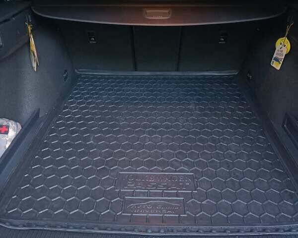 Сірий Фольксваген Пассат, об'ємом двигуна 1.97 л та пробігом 206 тис. км за 16000 $, фото 14 на Automoto.ua