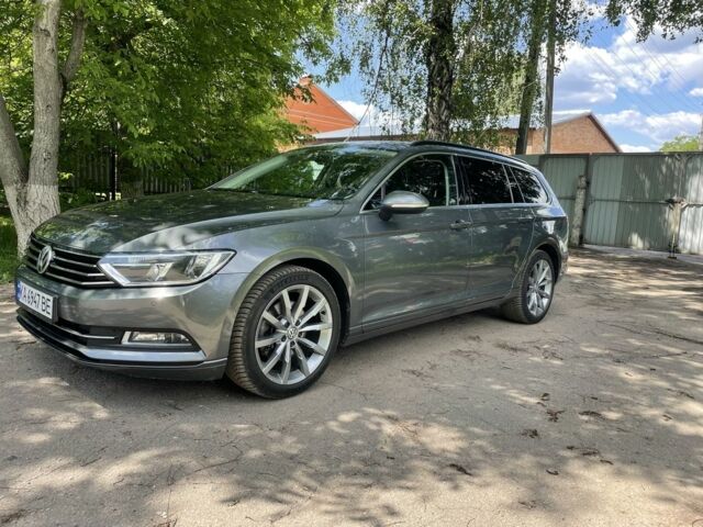 Серый Фольксваген Пассат, объемом двигателя 1.6 л и пробегом 320 тыс. км за 11700 $, фото 2 на Automoto.ua