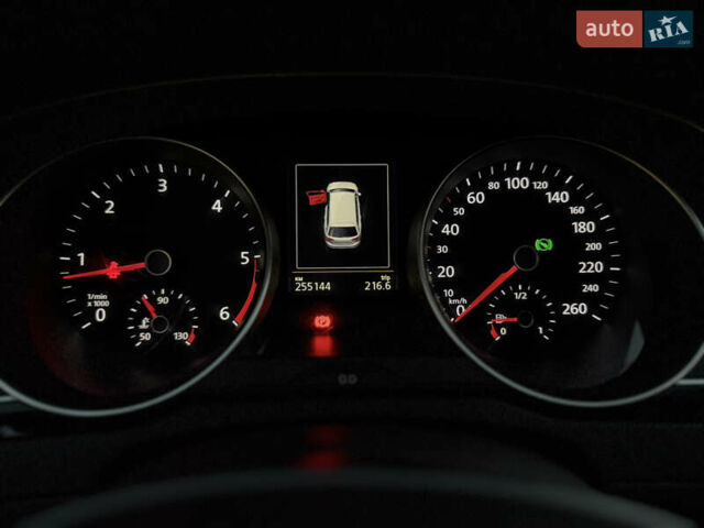 Серый Фольксваген Пассат, объемом двигателя 2 л и пробегом 256 тыс. км за 12800 $, фото 29 на Automoto.ua
