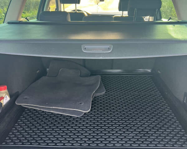 Фольксваген Пассат 2015 в Львове на Automoto.ua Серый Фольксваген Пассат, объемом двигателя 1.97 л и пробегом 315 тыс. км за 13500 $, фото 13 на Automoto.ua