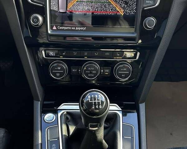 Сірий Фольксваген Пассат, об'ємом двигуна 0 л та пробігом 334 тис. км за 13200 $, фото 10 на Automoto.ua