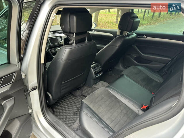 Серый Фольксваген Пассат, объемом двигателя 2 л и пробегом 312 тыс. км за 13999 $, фото 21 на Automoto.ua