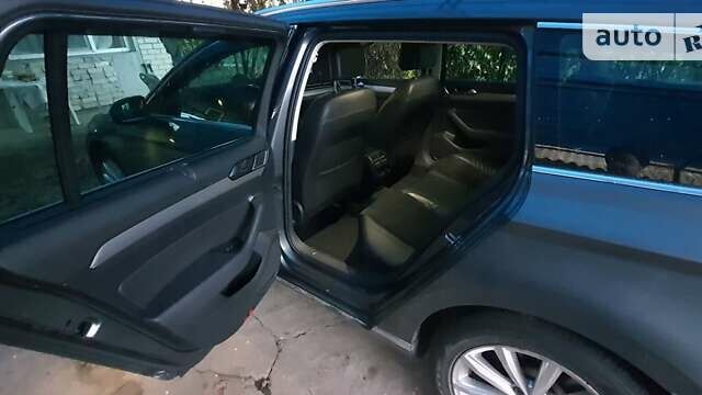 Сірий Фольксваген Пассат, об'ємом двигуна 2 л та пробігом 237 тис. км за 15600 $, фото 5 на Automoto.ua