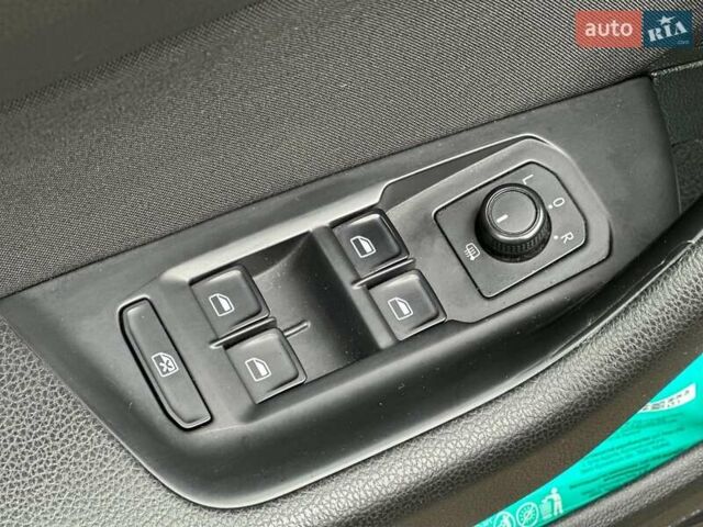 Сірий Фольксваген Пассат, об'ємом двигуна 2 л та пробігом 283 тис. км за 14990 $, фото 21 на Automoto.ua