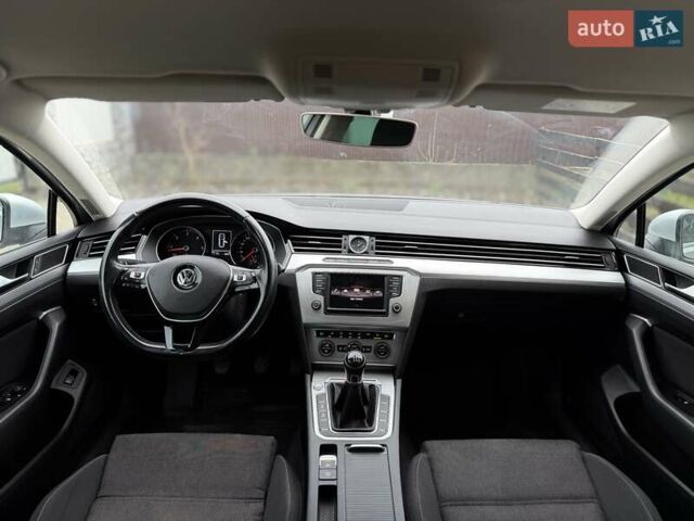 Серый Фольксваген Пассат, объемом двигателя 2 л и пробегом 278 тыс. км за 14690 $, фото 19 на Automoto.ua