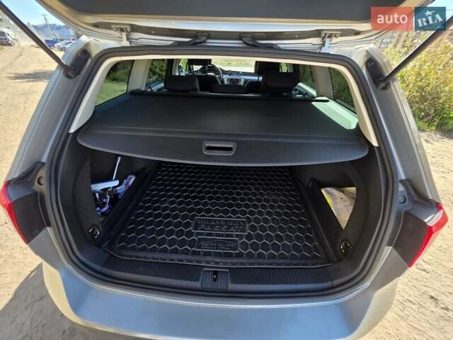 Серый Фольксваген Пассат, объемом двигателя 1.97 л и пробегом 217 тыс. км за 15900 $, фото 31 на Automoto.ua