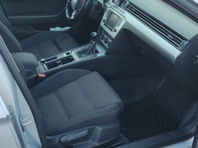 Сірий Фольксваген Пассат, об'ємом двигуна 2 л та пробігом 252 тис. км за 14200 $, фото 11 на Automoto.ua