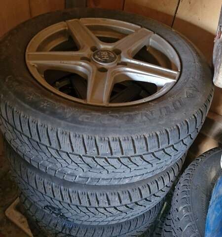 Серый Фольксваген Пассат, объемом двигателя 1.6 л и пробегом 256 тыс. км за 12900 $, фото 12 на Automoto.ua