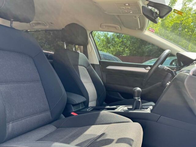 Серый Фольксваген Пассат, объемом двигателя 2 л и пробегом 290 тыс. км за 13999 $, фото 21 на Automoto.ua