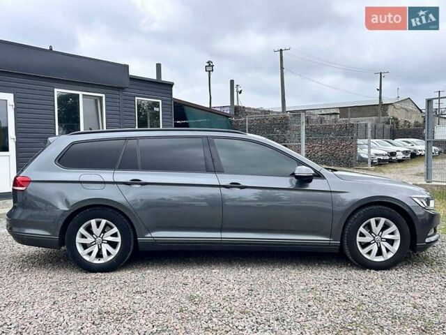 Серый Фольксваген Пассат, объемом двигателя 1.97 л и пробегом 334 тыс. км за 13000 $, фото 3 на Automoto.ua